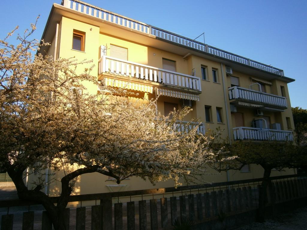 Caorle Economy Apartments Quarto foto