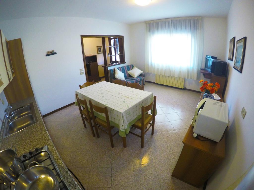 Caorle Economy Apartments Quarto foto